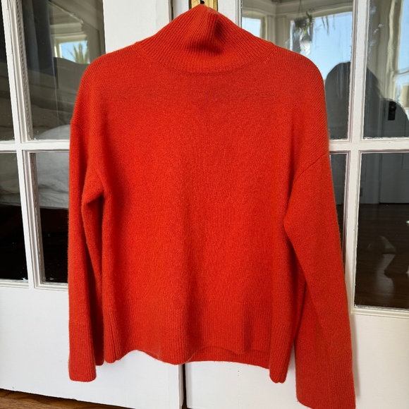 Alex Mill Cecile Turtleneck in 100% Cashmere Turmeric Red Sz S - Picture 2 of 9